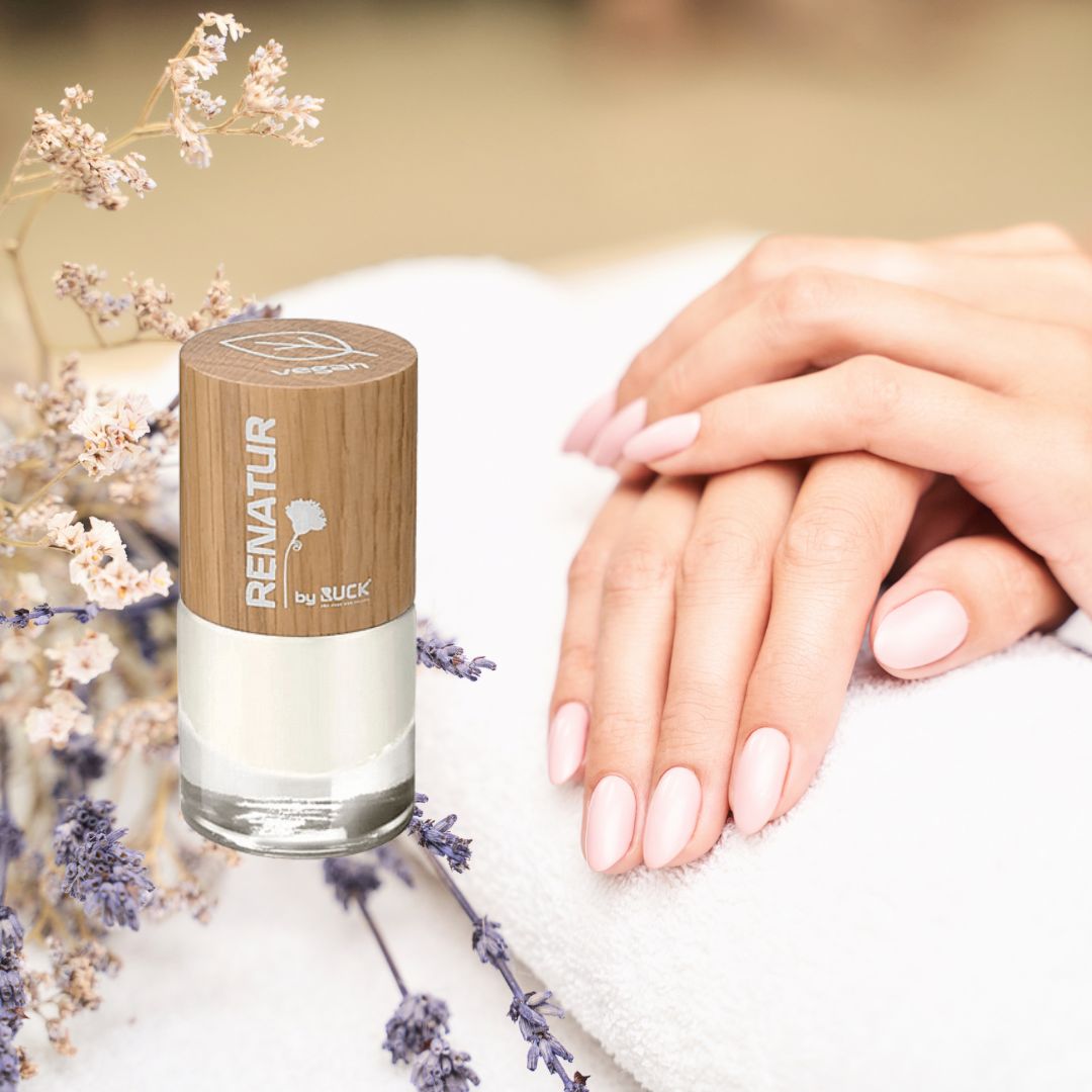 Nail Polish Base Coat - בסיס לק לציפורניים