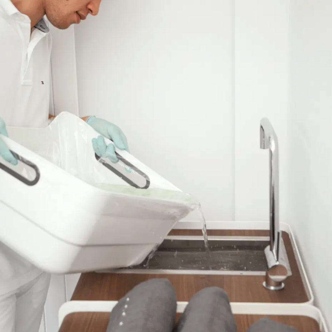 Foot Bath - אמבט רגליים