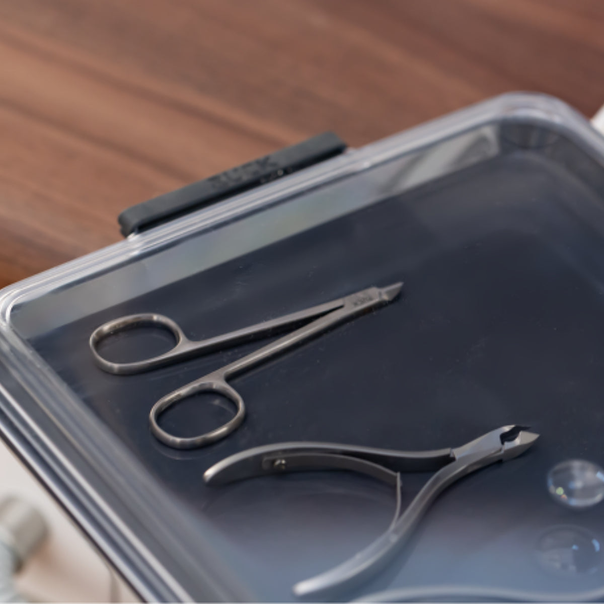 Silicone Straps for Trays with Lid - רצועות סיליקון למגשים עם מכסה