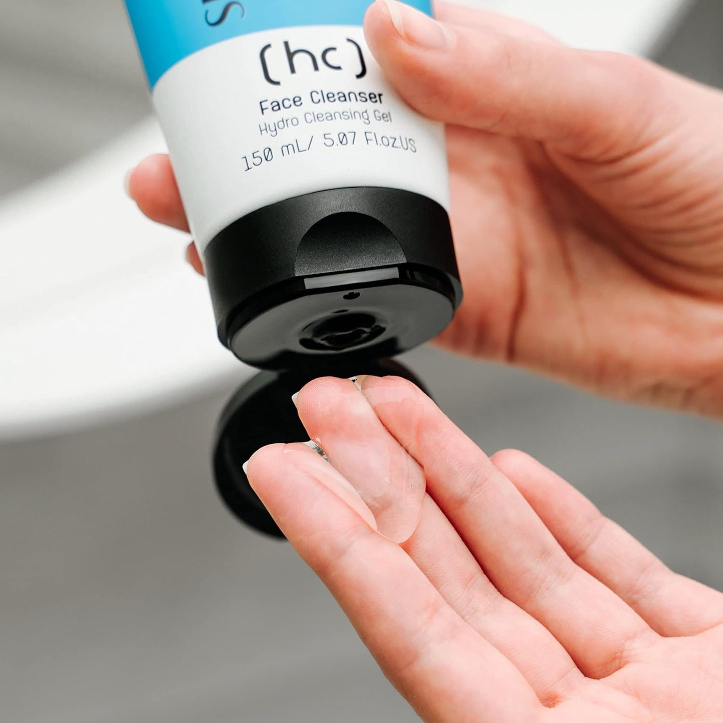 תרחיץ פנים ג’ל המסייע להענקת לחות 5% 150 מ"ל Face Cleanser