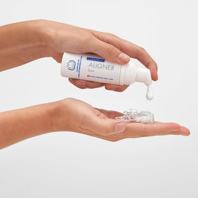 קורפרוקס קצף לניקוי והגנה למיישרים דנטליים 40 מ"ל Aligner Foam