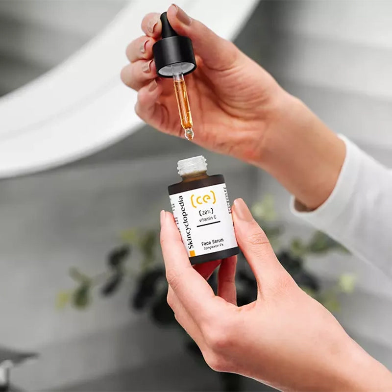 סרום מבהיר לעור הפנים עם ויטמין Brightening Serum C