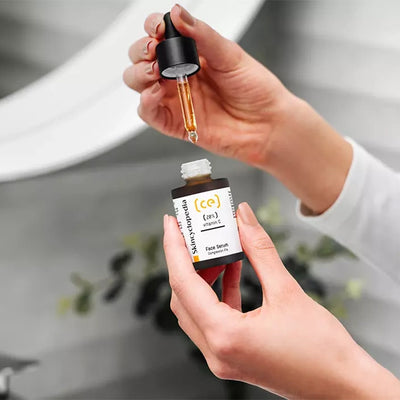 סרום מבהיר לעור הפנים עם ויטמין Brightening Serum C