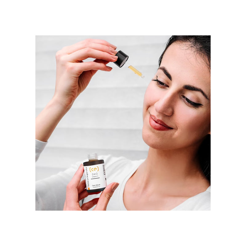 סרום מבהיר לעור הפנים עם ויטמין Brightening Serum C